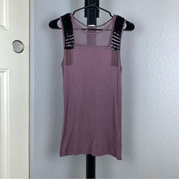 Calliope size small women’s tank top with edgy details. - Picture 1 of 13